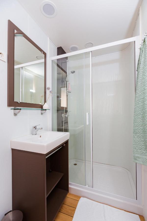 Mobile Homes Casapini In Fkk Camping Solaris Пореч Екстериор снимка