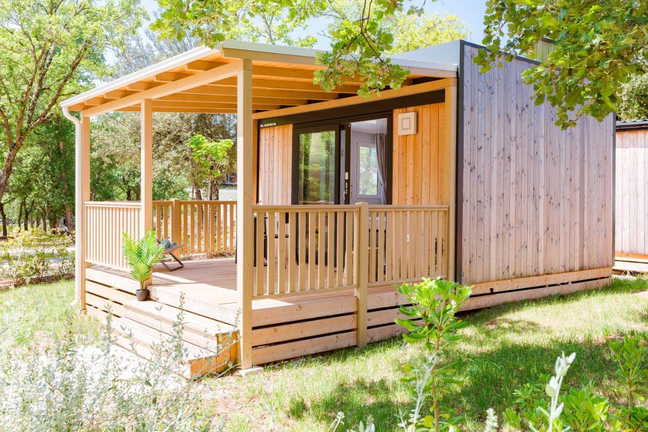 Mobile Homes Casapini In Fkk Camping Solaris Пореч Екстериор снимка