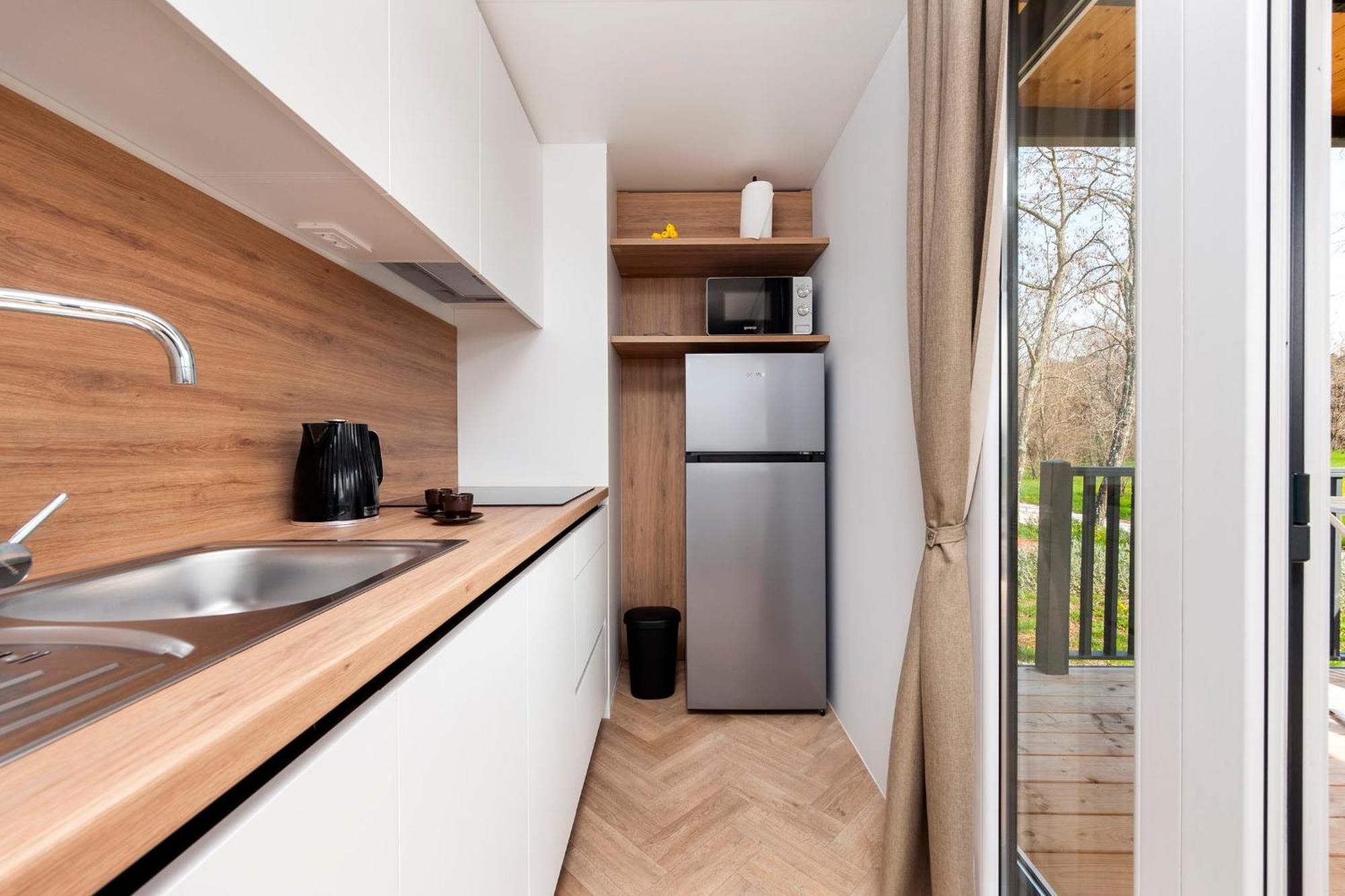 Mobile Homes Casapini In Fkk Camping Solaris Пореч Стая снимка